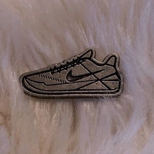 Kobe Bryant - Demar Derozan memorabilia pin